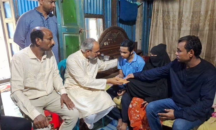 Tarique Rahman stands by July uprising injured Mubin