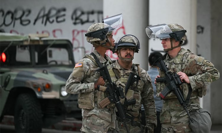 Curfew goes into effect in protest-hit downtown Los Angeles
