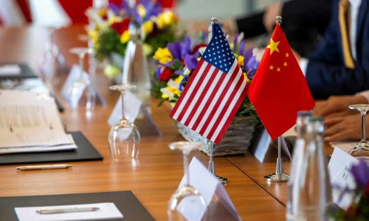 Stocks rise on easing US-China trade tensions, cool US inflation