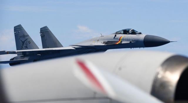 Japan says Chinese jets made dangerously close approach