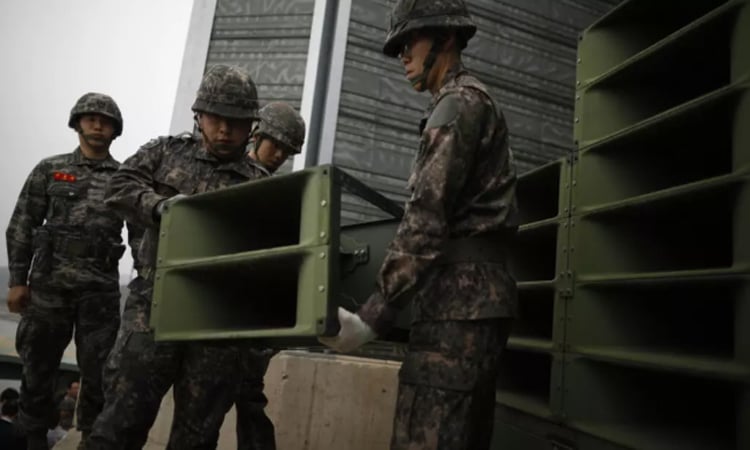 Noise detente on Korean peninsula as eerie broadcasts end