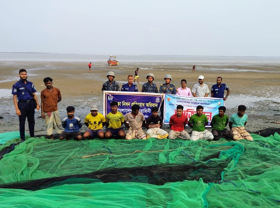 Navy seizes fishing instruments worth Tk 99 cr 21 lac on fishing ban days