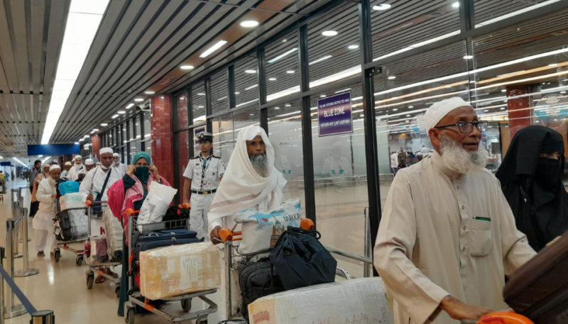 12,877 Hajj pilgrims return from Saudi Arabia