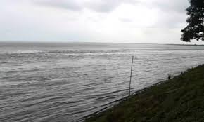 Water level in 17 river stations rises, 95 falls: FFWC