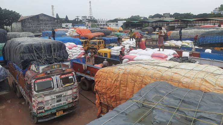 Trade thru Hili Land Port resumes after Eid holiday