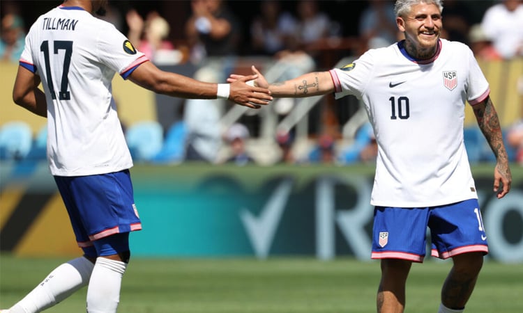 USA end losing streak with crushing of hapless Trinidad