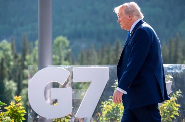 Trump makes hasty summit exit over Iran crisis