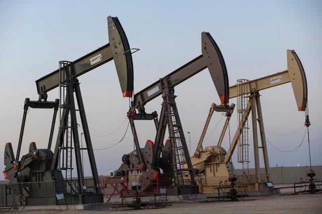 Oil prices jump after Trump's warning, stocks extend gains
