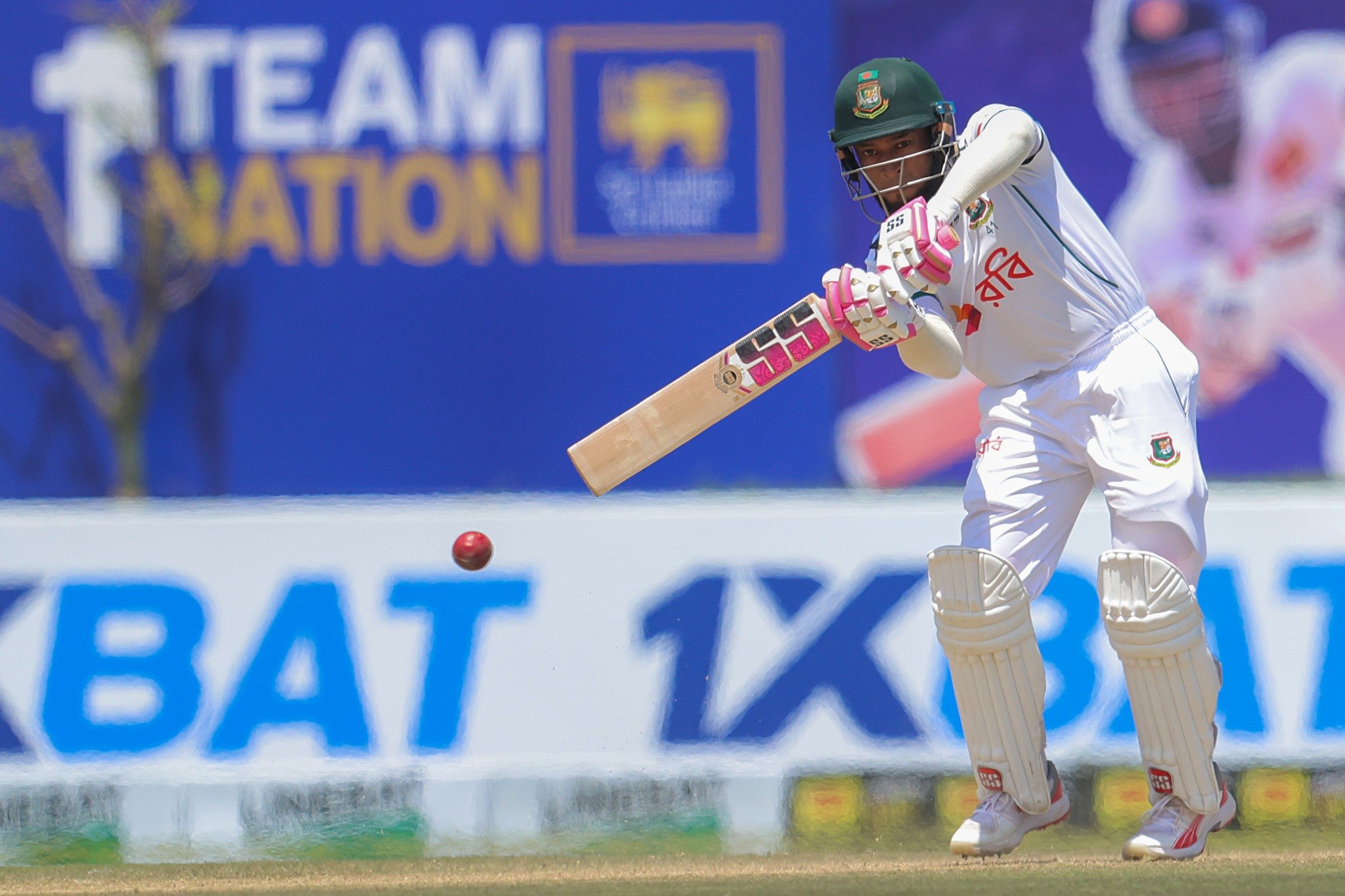 Mushfiqur puts Bangladesh in command despite late collapse