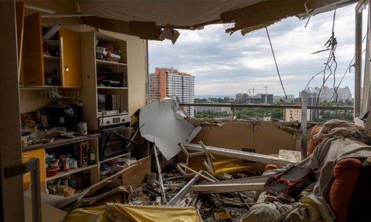 Five killed in Russia strikes on Kyiv and region: officials     