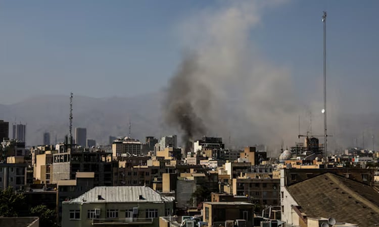 Fresh series of explosions rock Tehran: AFP journalists