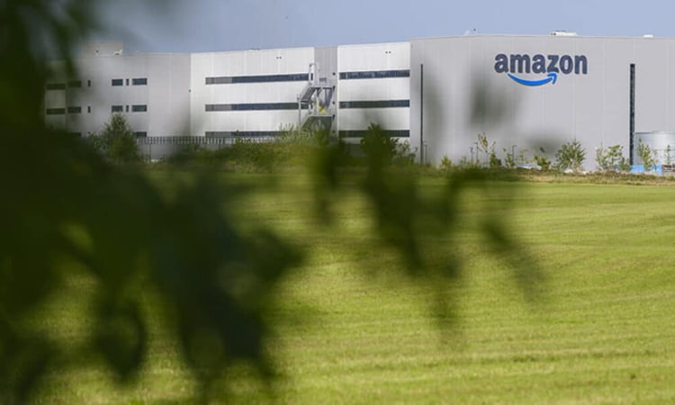 Amazon to invest œ40 billion in UK over 3 years: govt