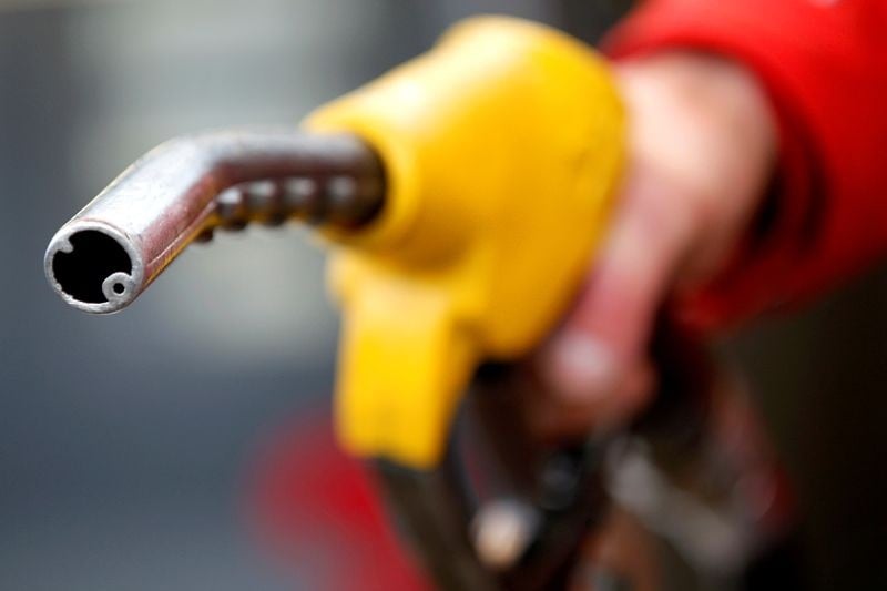 Trump says China can continue to buy Iranian oil