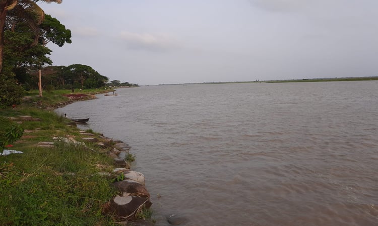 Water level in 54 rivers rises, 58 falls: FFWC