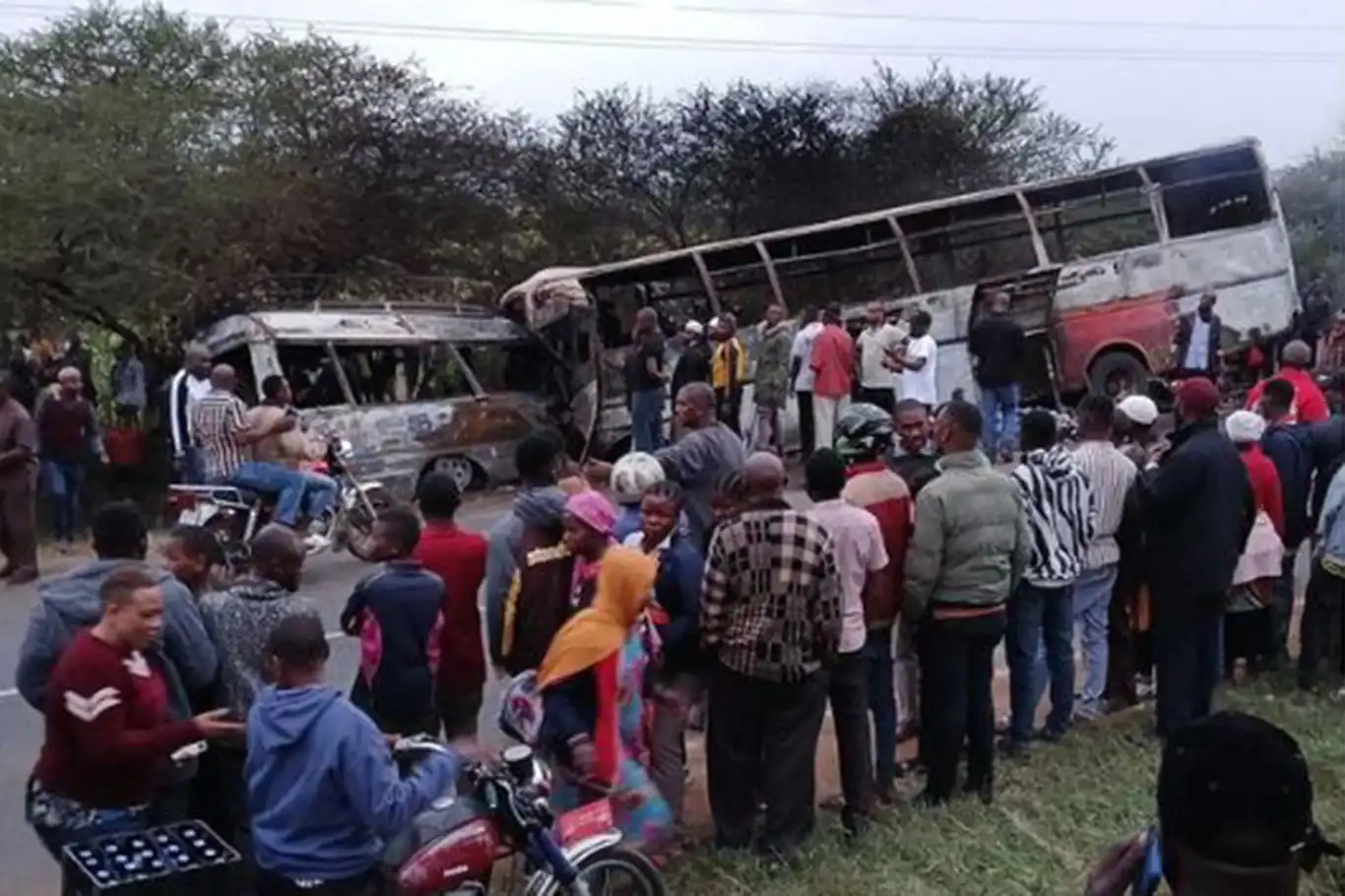 Bus crash blaze kills 38 in Tanzania