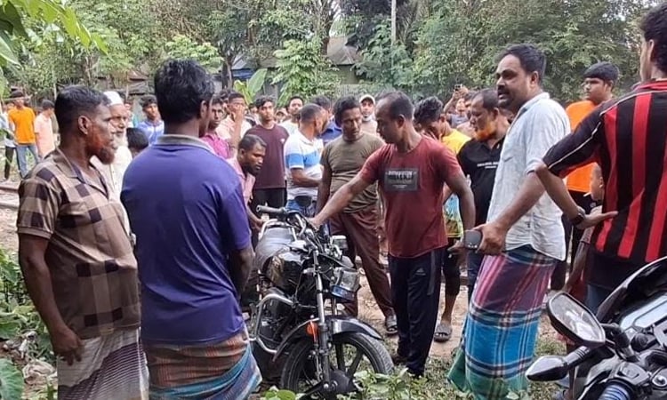 Couple killed as train runs over motorcycle in Narsingdi