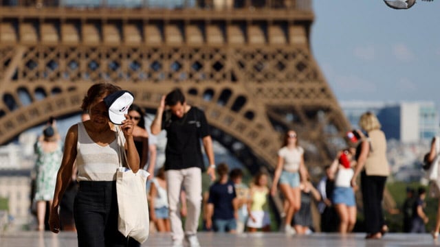 France expecting peak temperatures as heatwave hits Europe