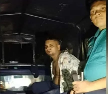 Banned BCL activist held in Khulna