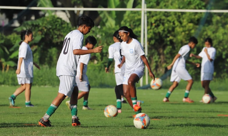 Bangladesh prepared for Myanmar test 