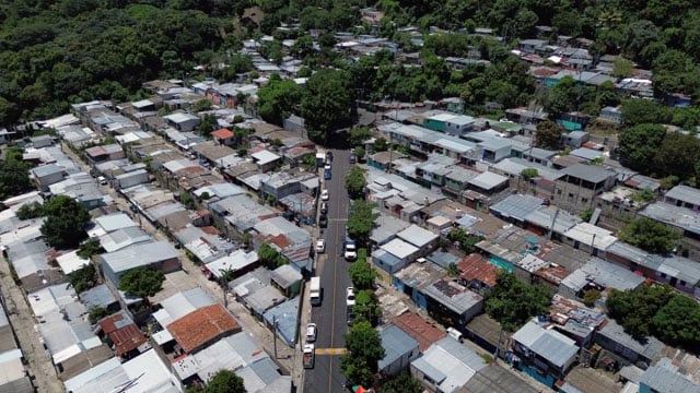 'Hidden' gangsters still haunt Salvadorans in former no-go zone