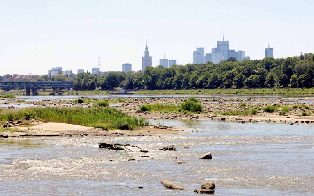 Drought plunges Poland's longest river to record low