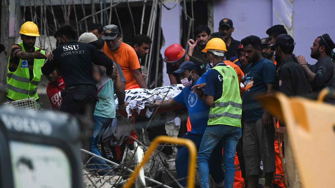 Search continues after Pakistan building collapse kills 16