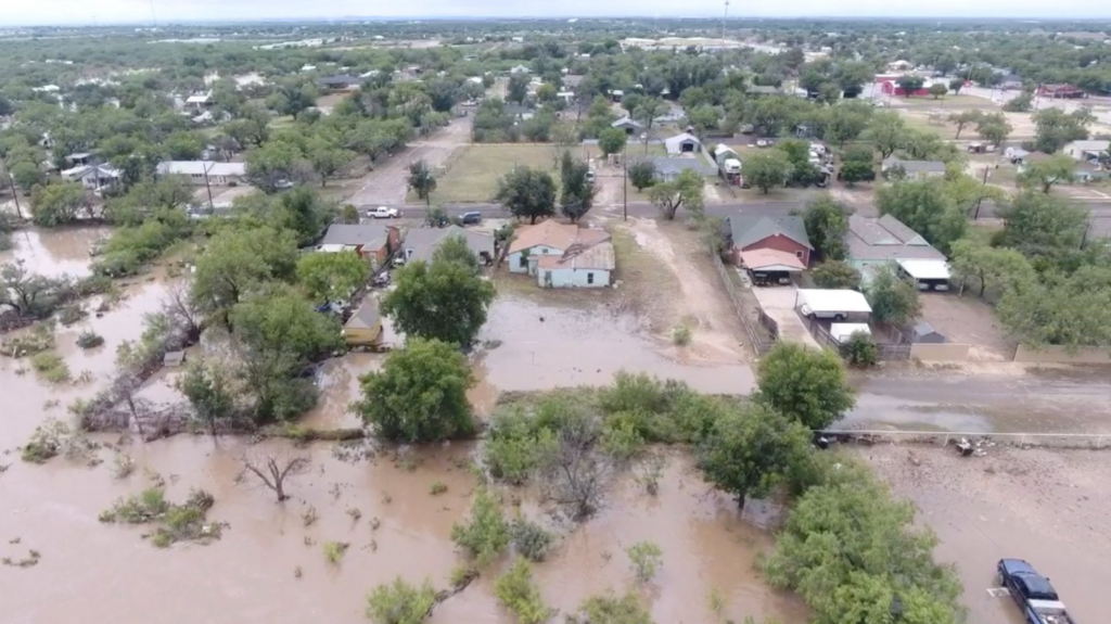 US rescuers search for missing girls in deadly Texas flash floods