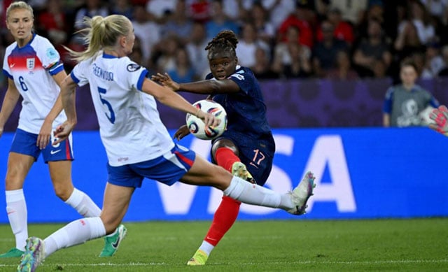 France make Euro 2025 statement against holders England as Miedema completes century