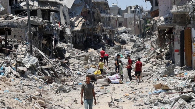 Israel agrees to Gaza truce talks