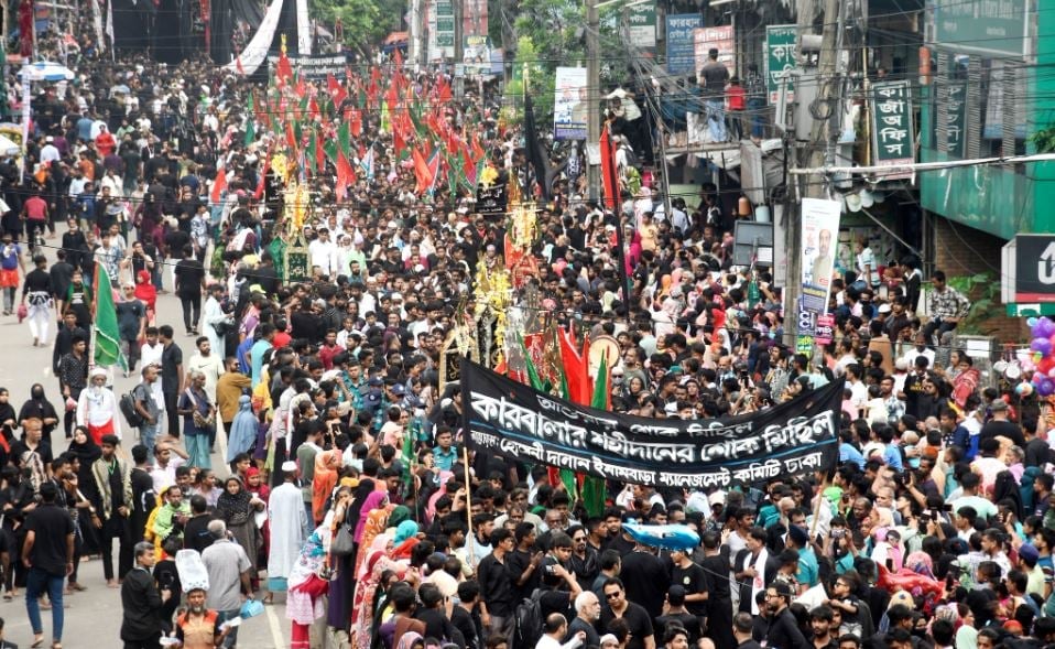 Tazia procession held peacefully on holy Ashura in Dhaka