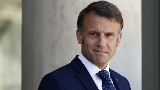 Macron wraps up UK state visit with defence pact 'reboot'