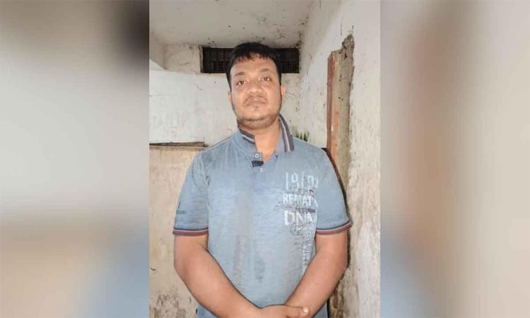 Rangpur Poura Swechasebak League leader Shuvo arrested