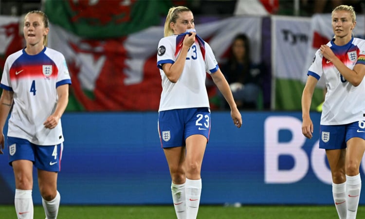 Rampant England and France reach Women's Euro 2025 quarter-finals