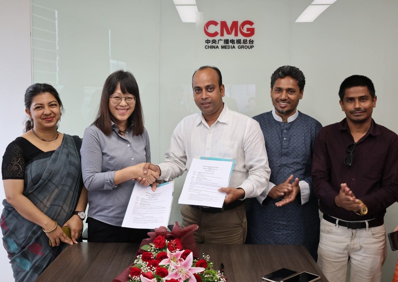 DRU signs MoU with Bangladesh-China Apon Media Club to boost collaboration