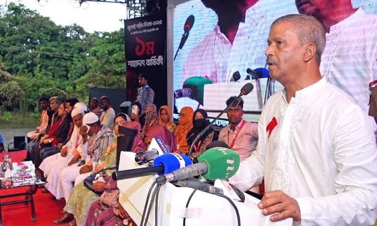 Interim govt to ensure globally acceptable July massacre trial: Asif Nazrul