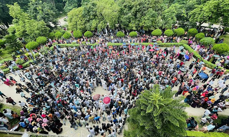 IU students protest mysterious death of fellow 