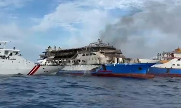 Indonesia ferry fire kills three, more than 500 rescued