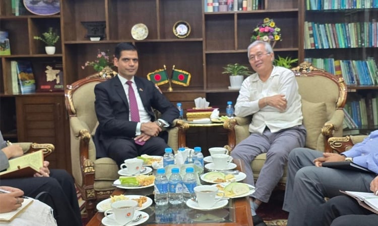 Nepal, Bangladesh underscore cooperation on mountain, climate agendas
