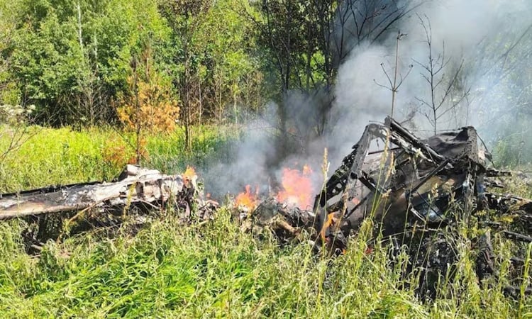 Rescuers find no survivors at plane crash site in Russia's far east