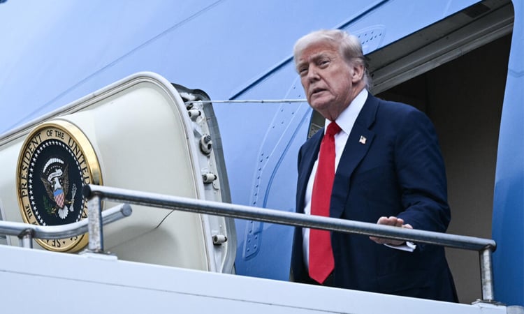 Trump, EU chief to meet Sunday in push for trade deal