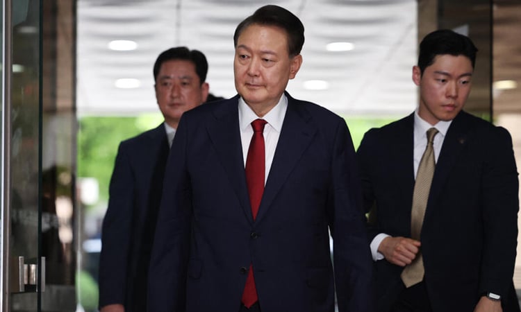 South Korean court issues arrest warrant for ex-president Yoon again