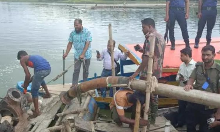 35 boats, dredgers destroyed on charge of sand lifting illegally in Jaflong 