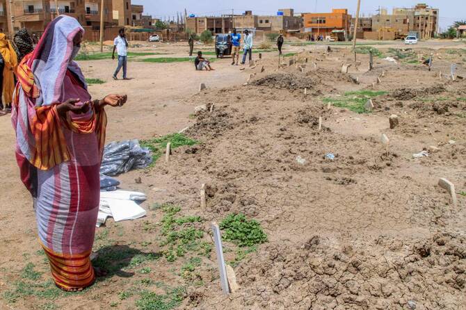 Sudan paramilitaries kill 14 civilians fleeing besieged city: monitor