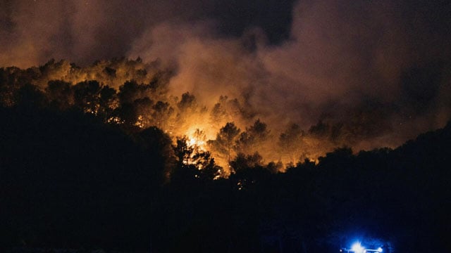 Fire in southern France burns 11,000 hectares, injures nine