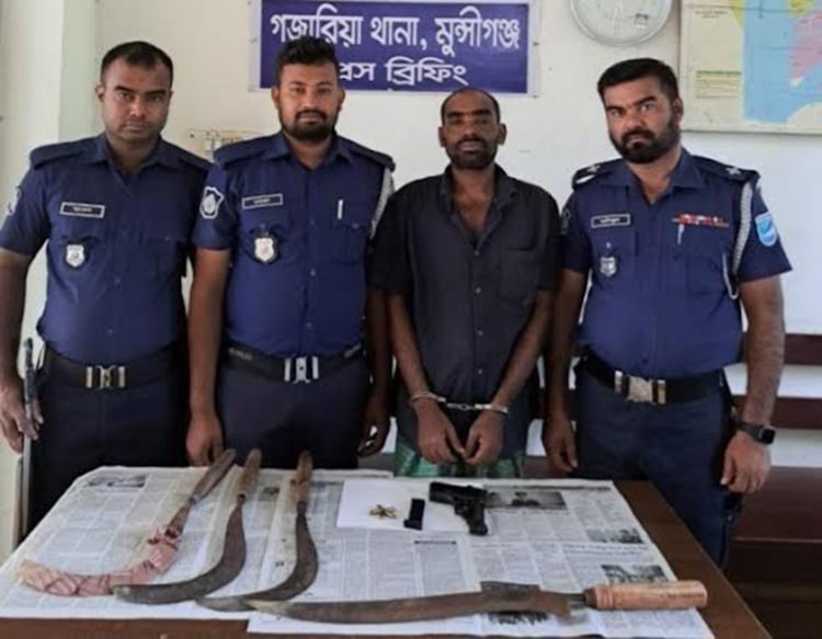 One held with firearm, bullets in Munshiganj