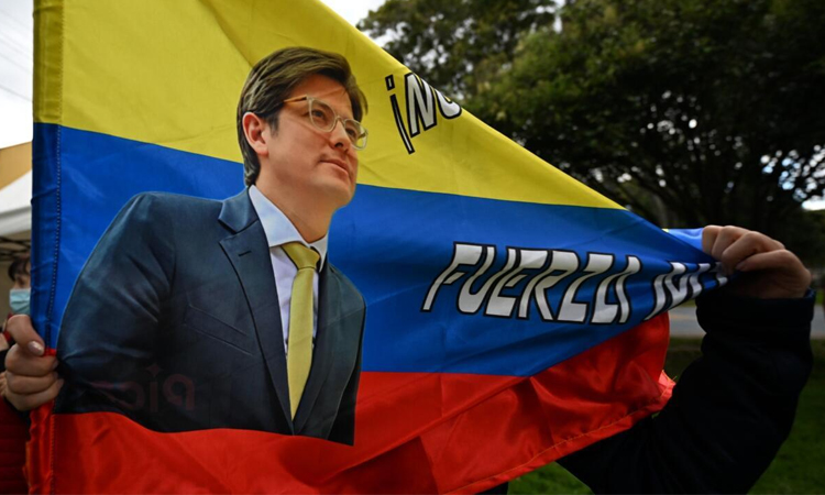 Colombian presidential hopeful in critical condition again: doctors