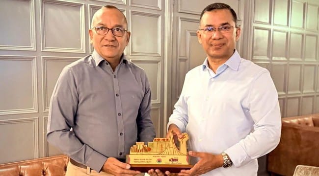 Juba Dal honours Tarique Rahman for contribution to anti-fascist movement