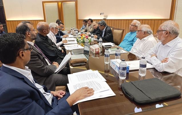 Consensus commission begins talks with experts to ensure legal binding of July Charter