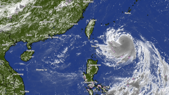 Hundreds seek shelter as Typhoon Podul nears Taiwan