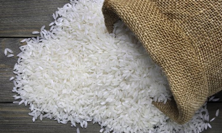 Traders get permission to import 26,000 tonnes of rice from India thru Hili port